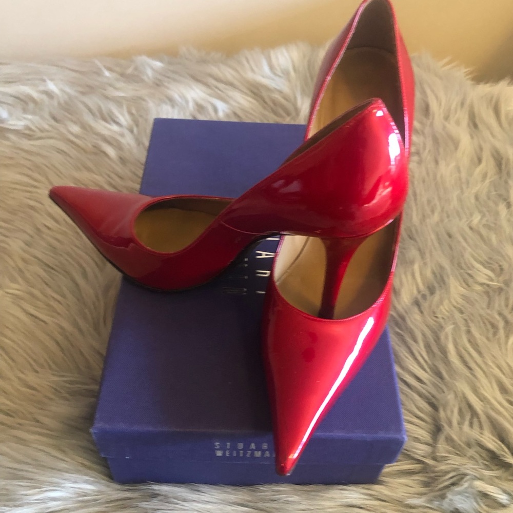 Auth Stuart Weitzman Gorgeous Red Patent Pumps
